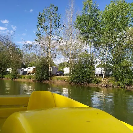 Mobilhome Chateaux De La Loire Vue Sur Foret Onzain Buitenkant foto