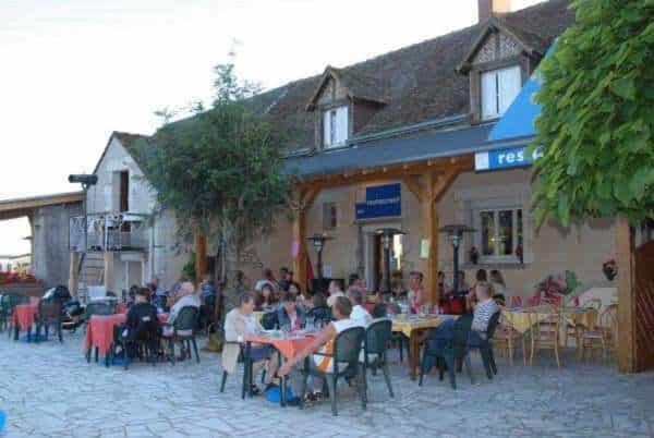 Camping Mobilhome Chateaux De La Loire Vue Sur étang Onzain